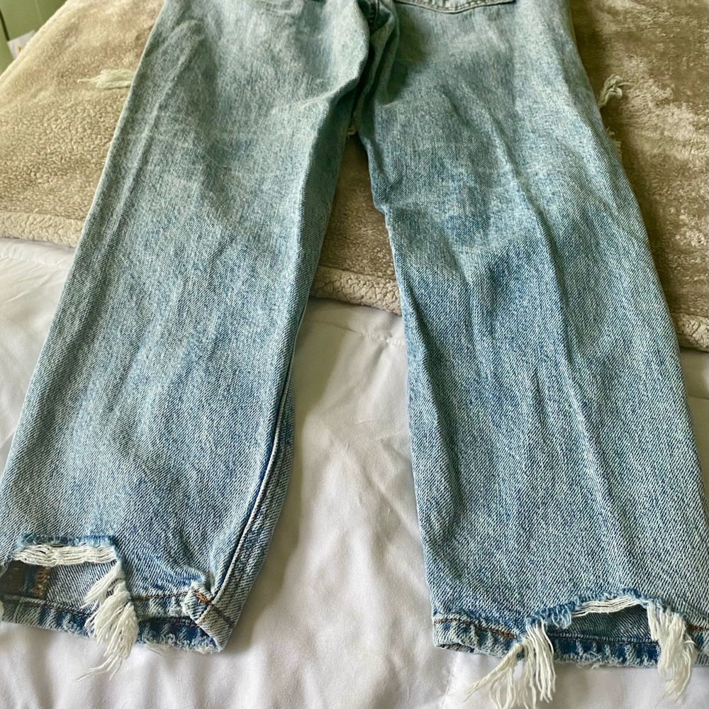 AE Ripped Mom Jean - 0 X-Short - Picture 7 of 16